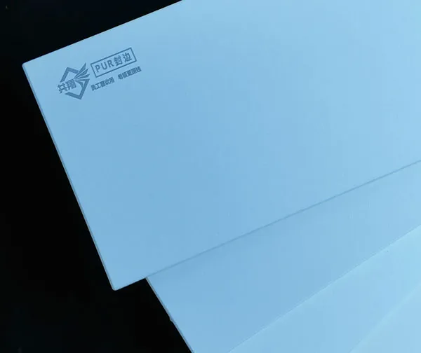 Two-color PUR seamless edge banding
